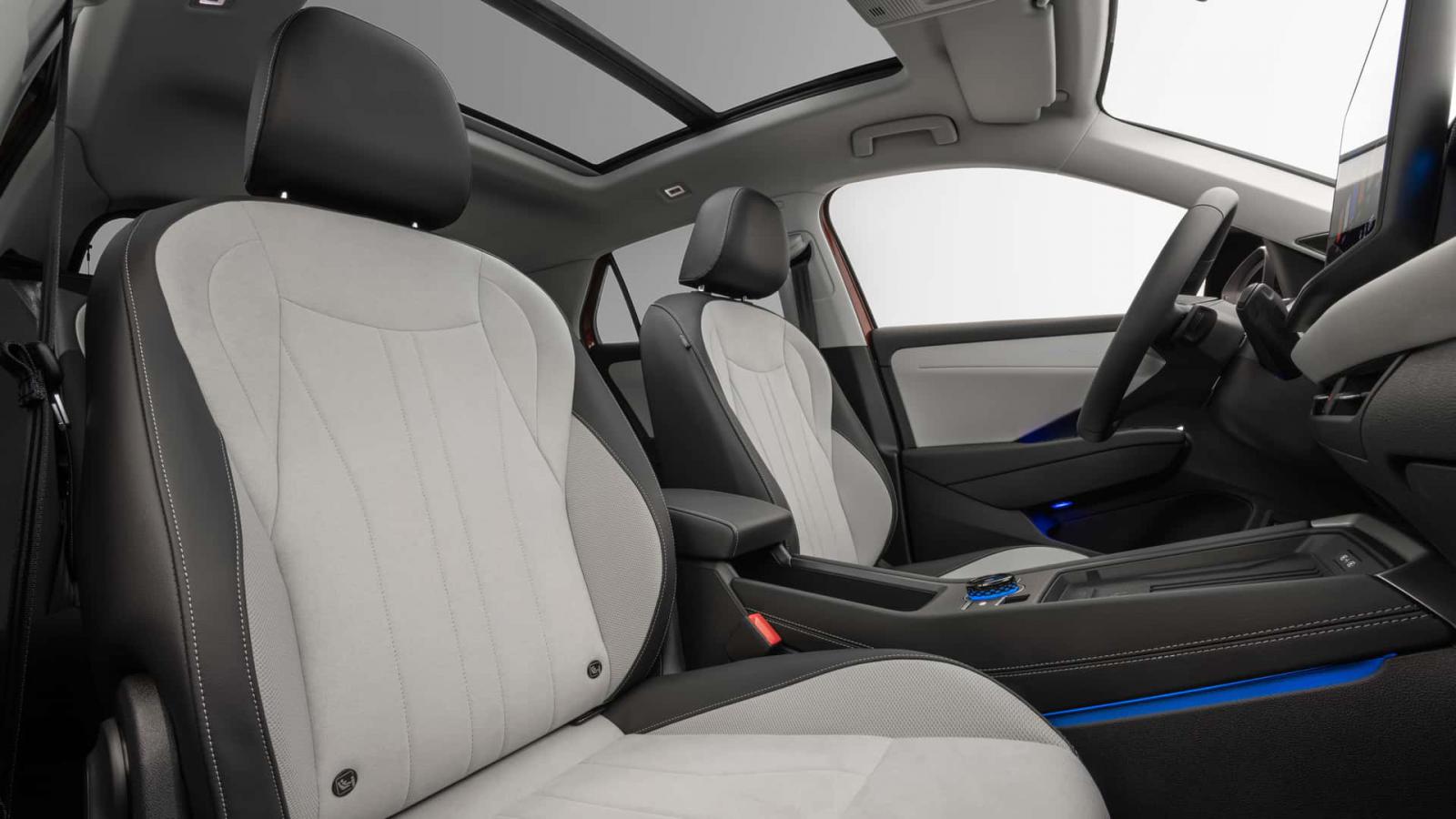 Επίσημο: Το νέο VW T-Roc μεγάλωσε και έγινε για 1η φορά φουλ υβριδικό 